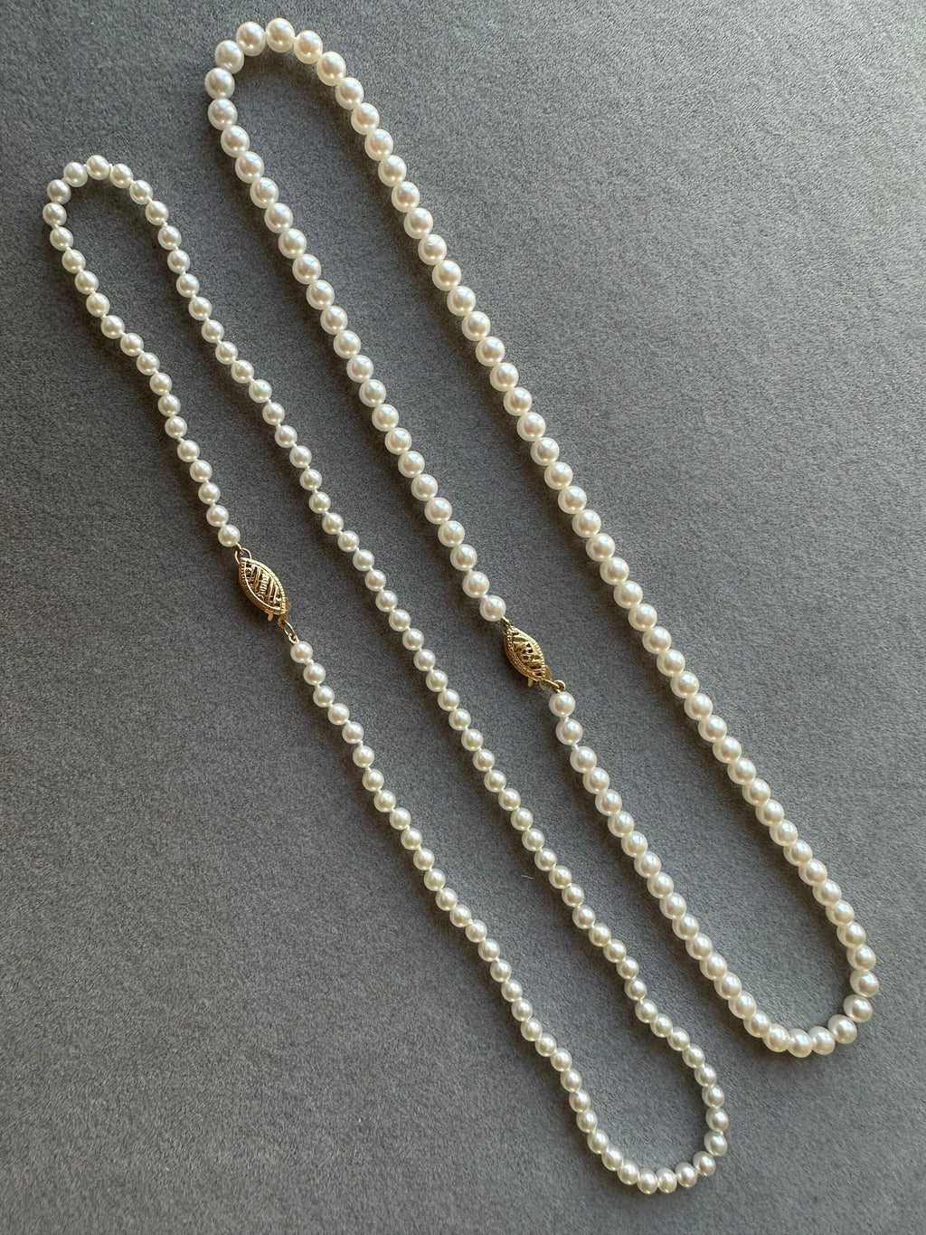 14 Karat Yellow Gold White Akoya Pearl Bead Layer Dainty Classic Beautiful White