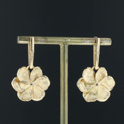 Carrera y Carrera Gardenia gold &amp; rock crystals &amp; diamonds 18K Gold earrings