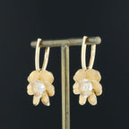 Carrera y Carrera Gardenia gold & rock crystals & diamonds 18K Gold earrings
