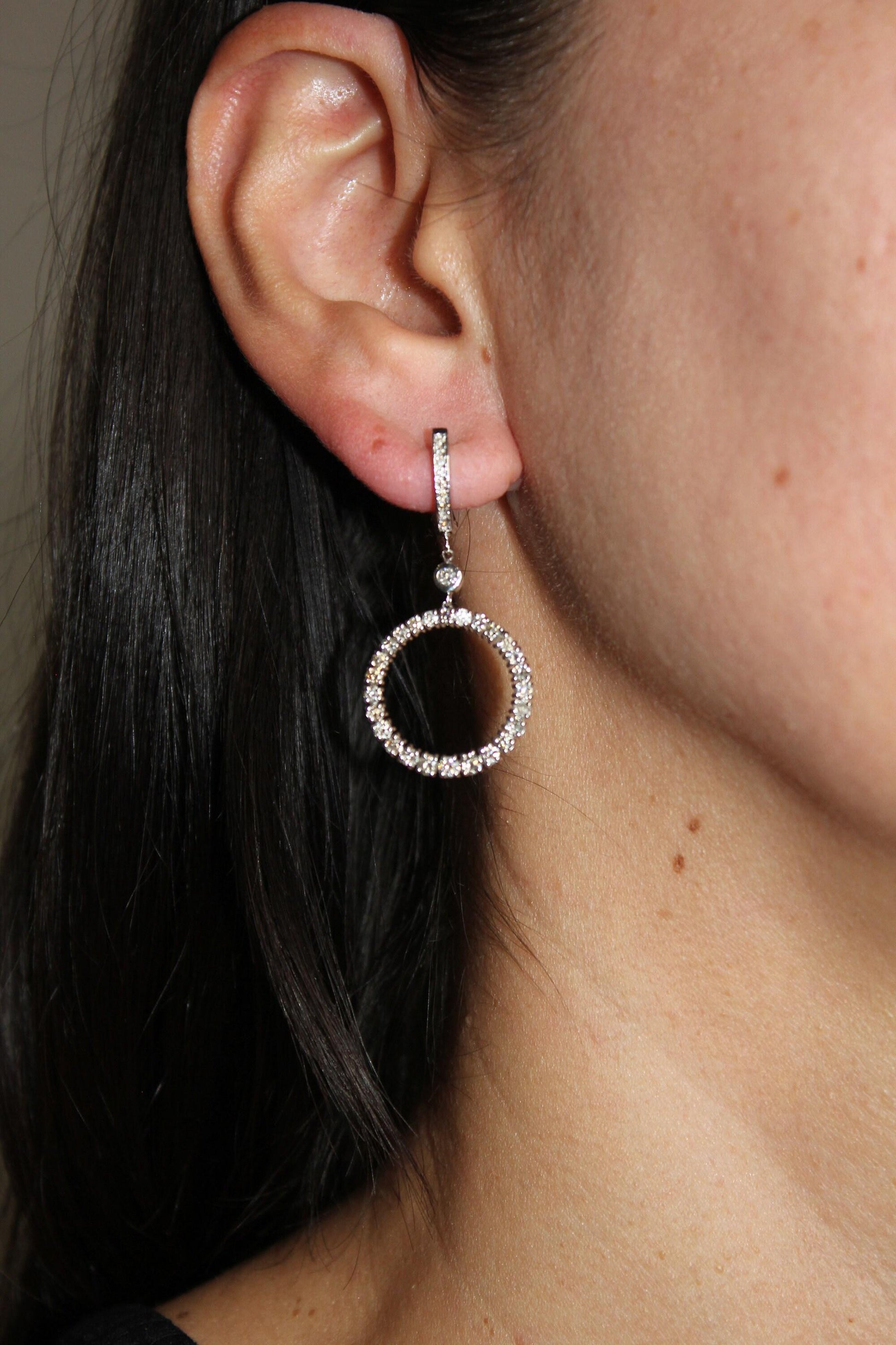 2 Carat  Round Circle Shape Brilliant Cut Diamond Hoop 14 Karat White Gold Huggi