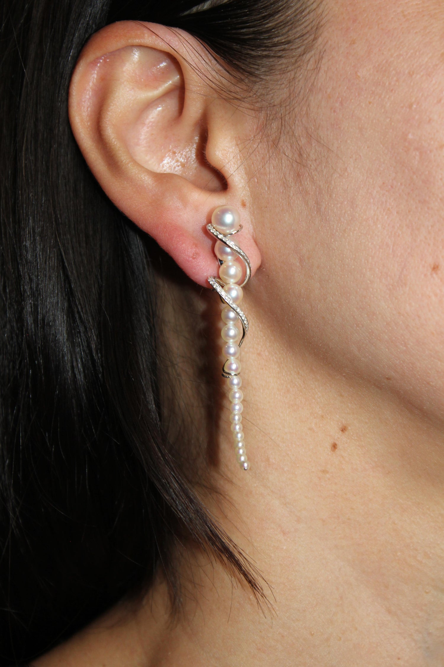 Akoya Baby White Pearl Diamond White Gold Luxury Cocktail Twist Conch Earrings