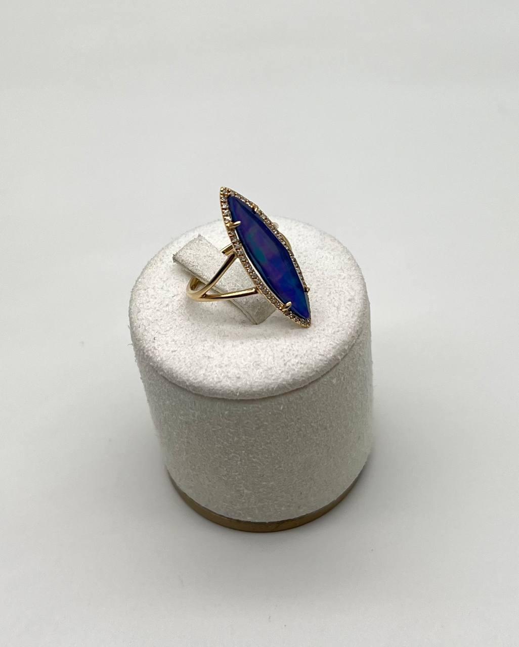 Marquise Shape Dark Blue Lapis Lazuli Cabo 14K Yellow Gold Diamond Halo Set Ring