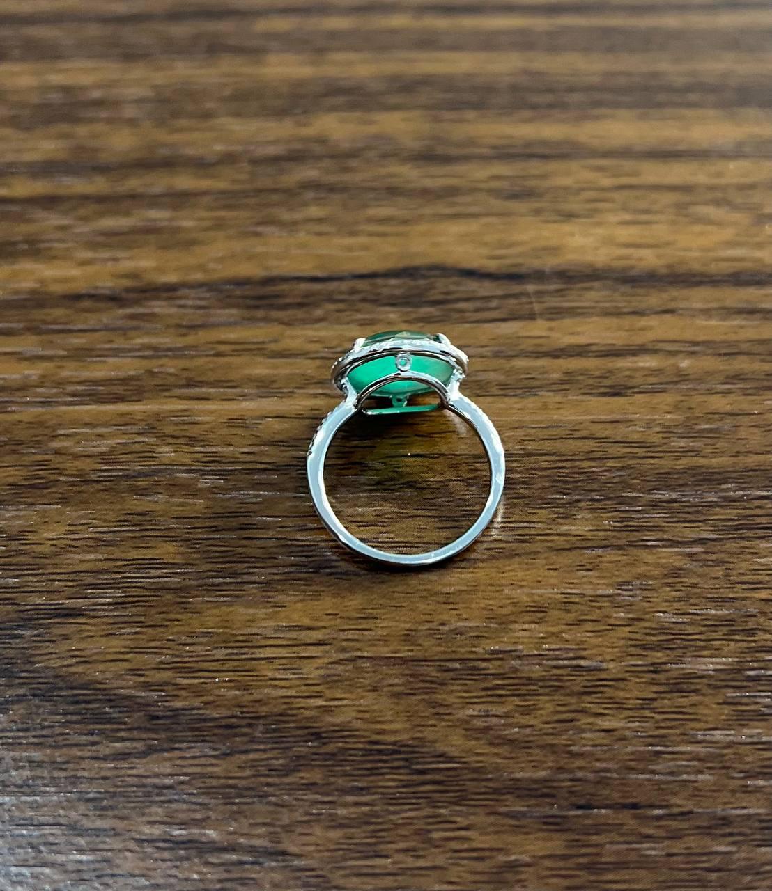 Faceted Green Emerald Cabochon White Diamond 14K White Gold Statement Ring