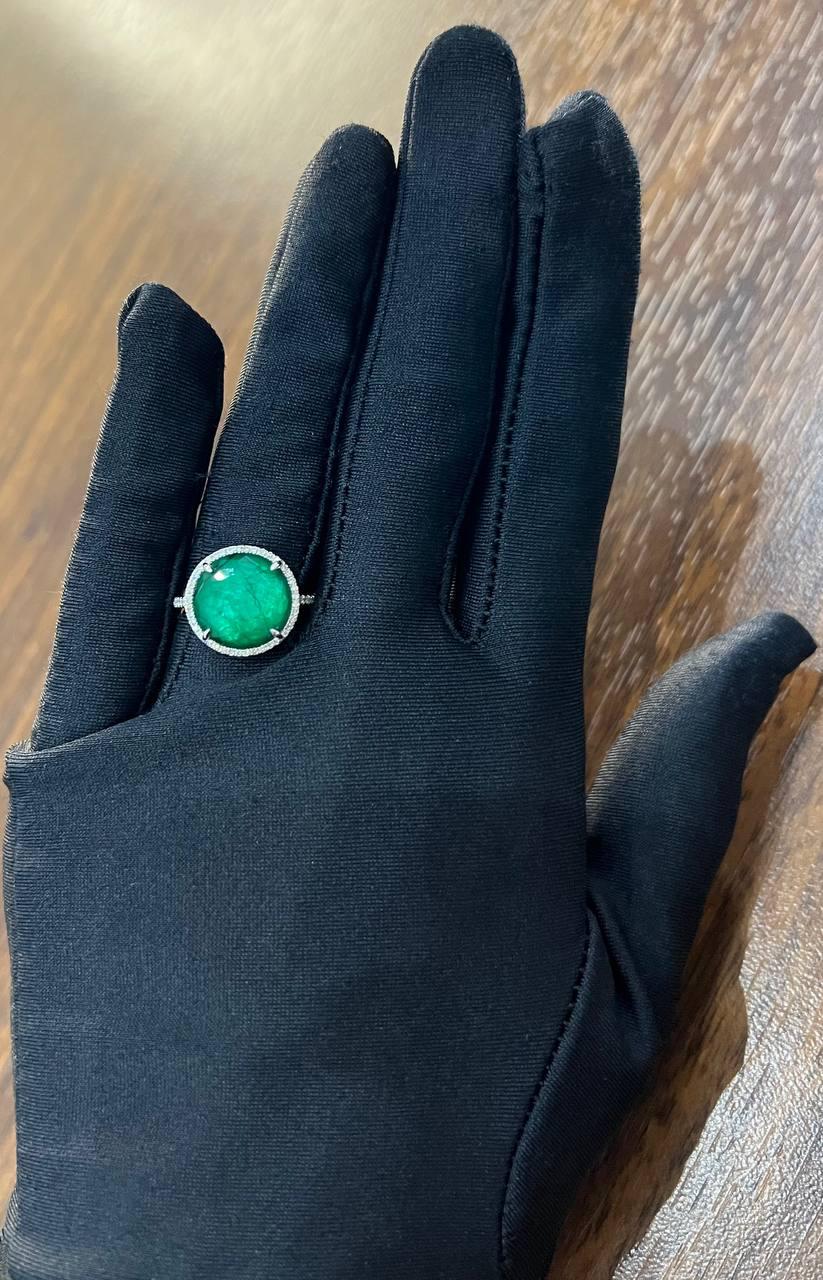 Faceted Green Emerald Cabochon White Diamond 14K White Gold Statement Ring