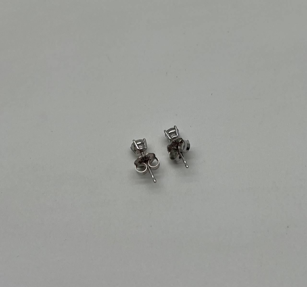 Classic Small Diamond Round Shape Brilliant Cut 14K White Gold Stud Earrings