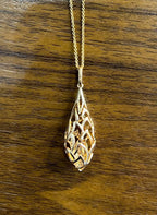 Elegant Diamond Pave Leaf Leaves Shell Motif 14K Rose Gold Pendant Necklace