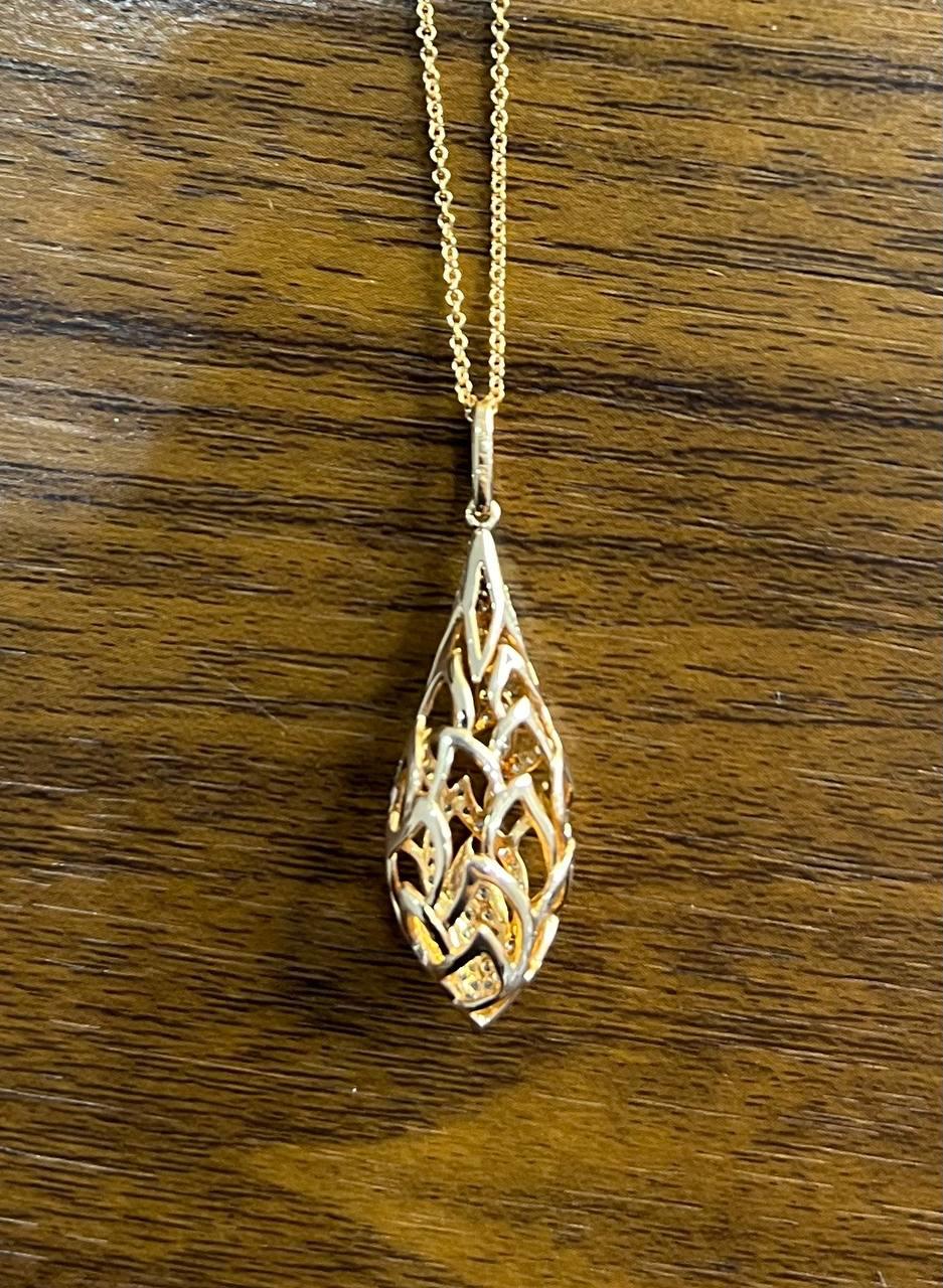 Elegant Diamond Pave Leaf Leaves Shell Motif 14K Rose Gold Pendant Necklace
