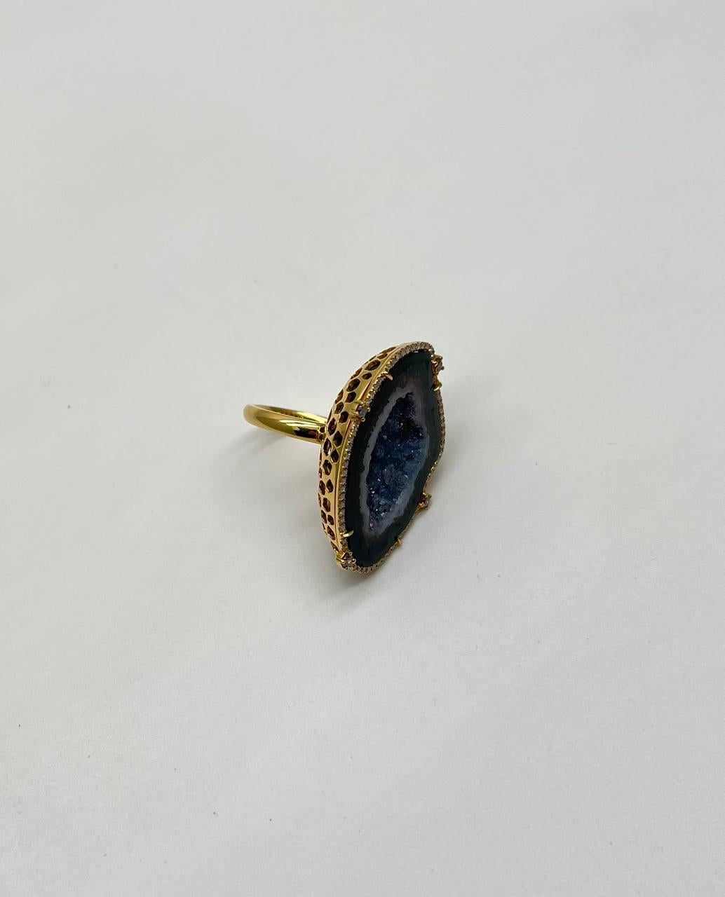 Free Shape Black Blue Crystal Quartz Druzi Diamonds Halo 18K Yellow Gold Ring