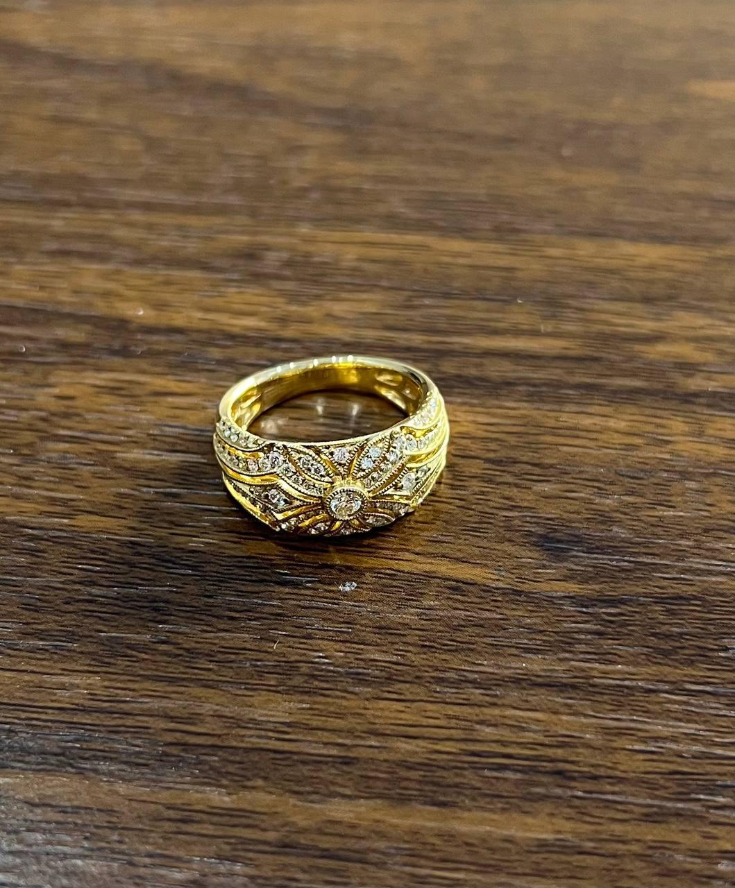 Edwardian Style Diamond Bezel Filigree 14K Yellow Gold Vintage Details Band Ring