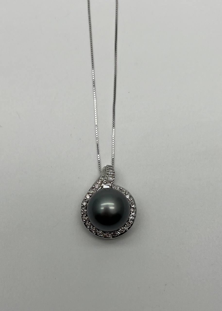 Silver Grey Black Tahitian Pearl Diamonds Halo 14K White Gold Pendant Necklace