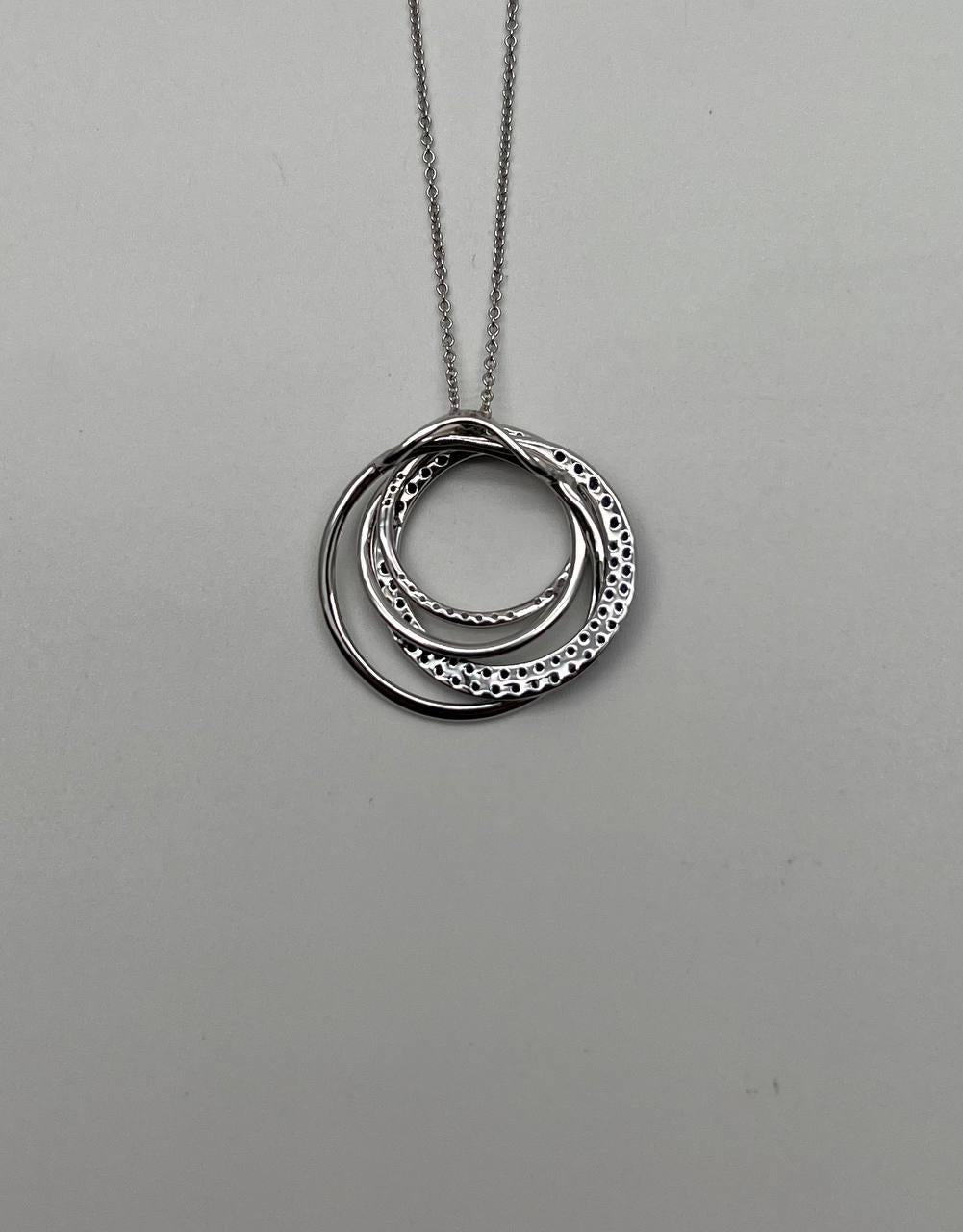 Trinity Blue Sapphires Diamonds Circle Interlocking Rings White Pendant Necklace