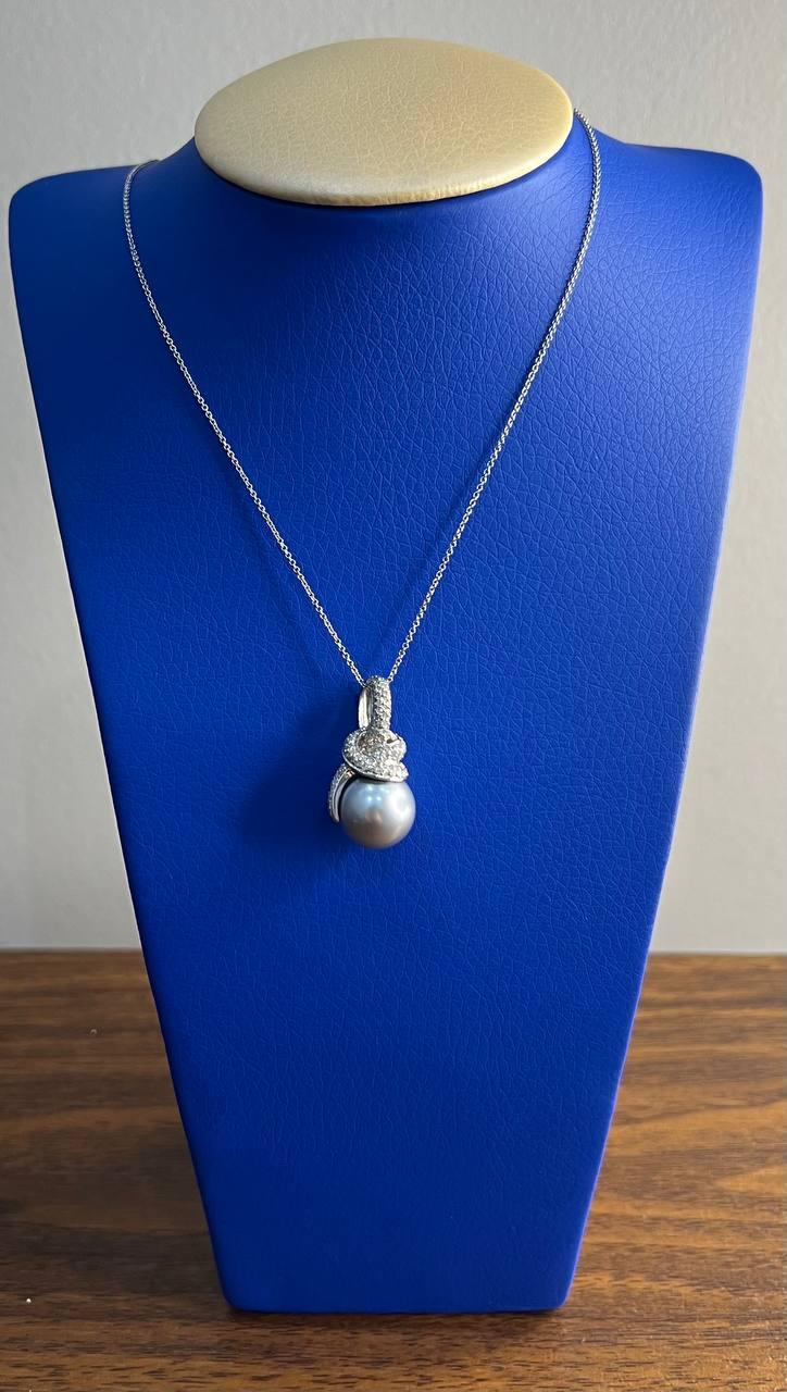 Silver Grey Black Tahitian Pearl Diamonds Halo 14K White Gold Pendant Necklace