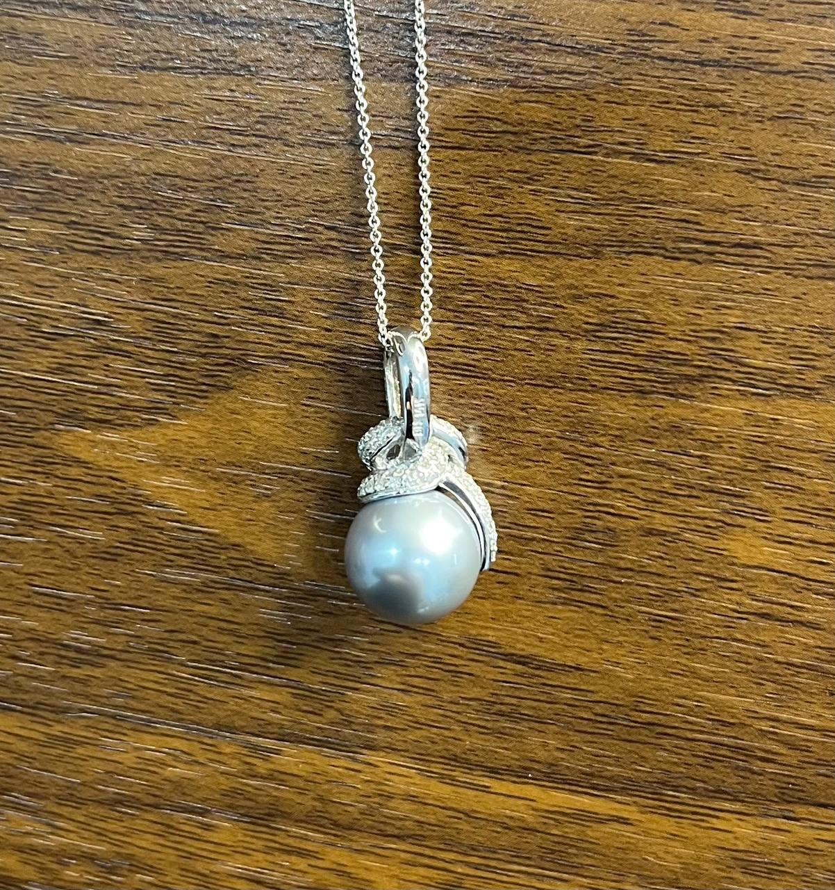 Silver Grey Black Tahitian Pearl Diamonds Halo 14K White Gold Pendant Necklace