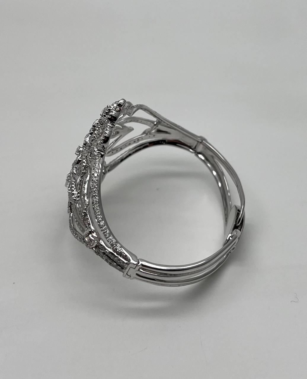 Diamonds Scroll Symbol Motifs Emblem 18K White Gold Statement Bangle Bracelet