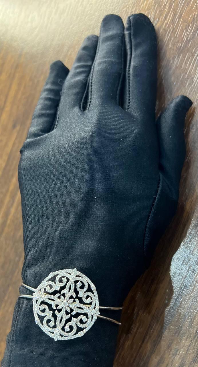 Diamonds Scroll Symbol Motifs Emblem 18K White Gold Statement Bangle Bracelet