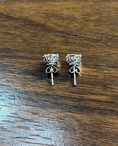 Diamond Cluster Pave Set Halo Set 14K White Gold Stud Earrings