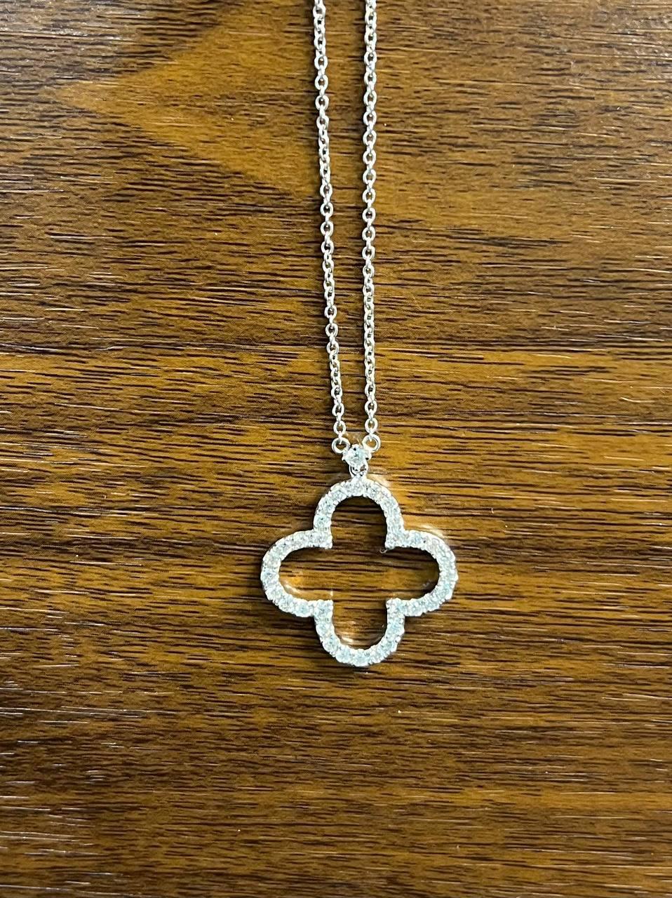 Quatrefoil Lucky Alhambra Clover Diamonds Halo Motif White Gold Pendant Necklace
