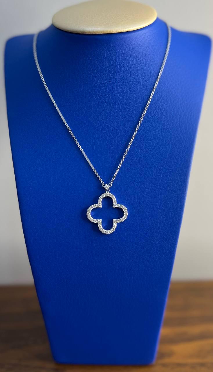 Quatrefoil Lucky Alhambra Clover Diamonds Halo Motif White Gold Pendant Necklace