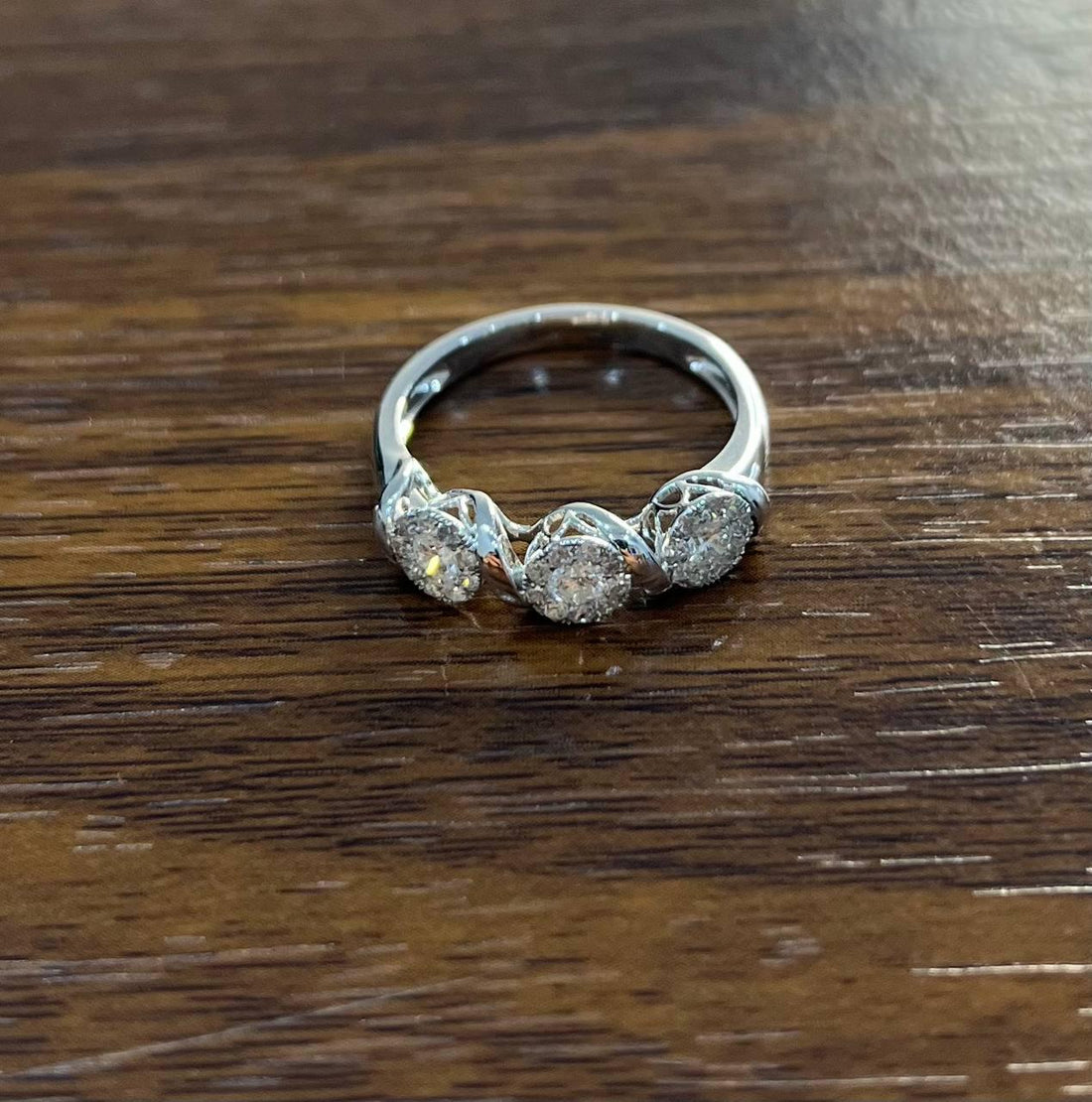 Diamonds Pave Set Round Cluster Halo Set White Gold Statement Three Stone Ring