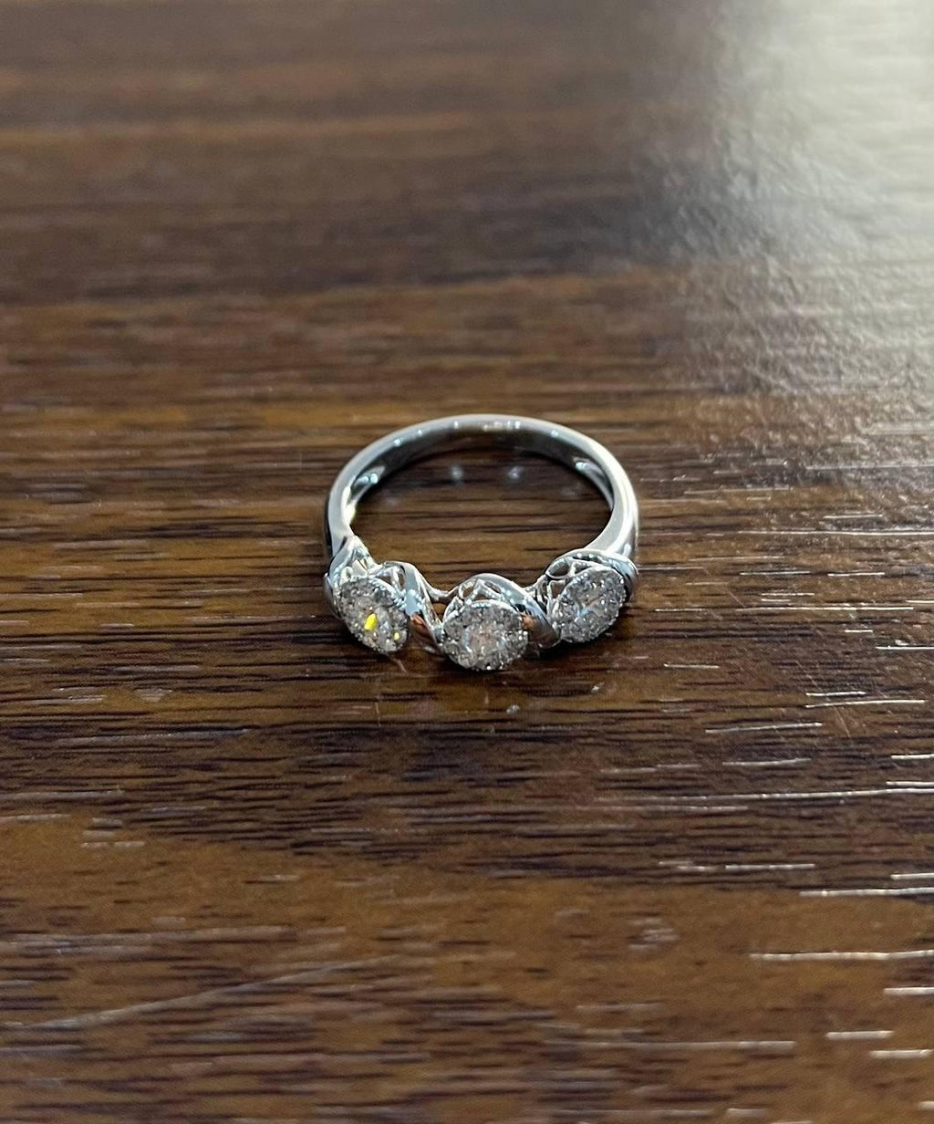 Diamonds Pave Set Round Cluster Halo Set White Gold Statement Three Stone Ring