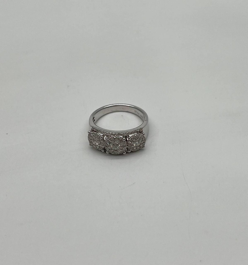 Diamonds Pave Set Round Cluster Halo Set White Gold Statement Three Stone Ring