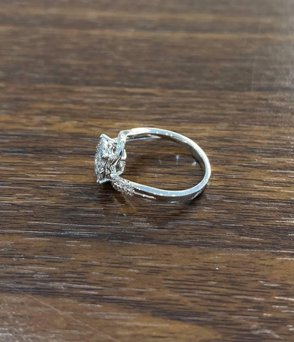 Diamonds Pave Set Round Cluster Halo 14K White Gold Statement Bypass Spiral Ring