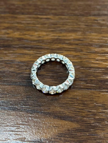 Classic Scallop Prong Set Eternity Round Brilliant Diamond White Gold Band Ring