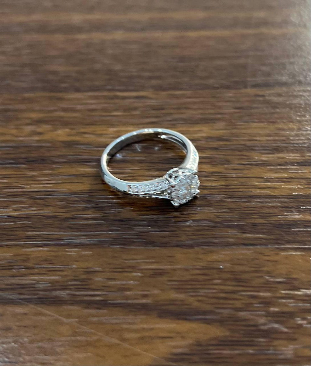 Diamonds Pave Set Round Cluster Halo Set 14K White Gold Statement Split Ring