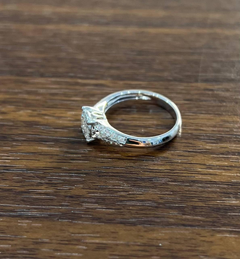 Diamonds Pave Set Round Cluster Halo Set 14K White Gold Statement Split Ring