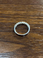 Classic Scallop Set Round Brilliant Diamond Line 14K White Gold Medium Band Ring
