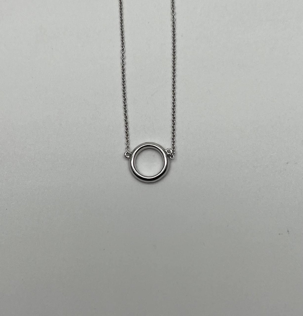 Diamond Round Circle Symbol Motif 18K White Gold Pendant Chain Necklace