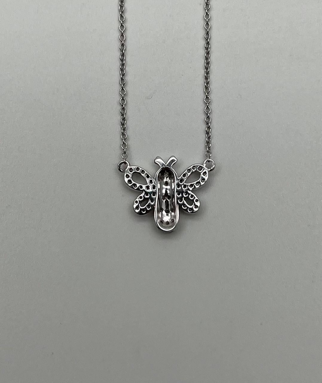 Honey Bee Symbol Diamonds Halo Motif 18K Karat White Gold Pendant Chain Necklace