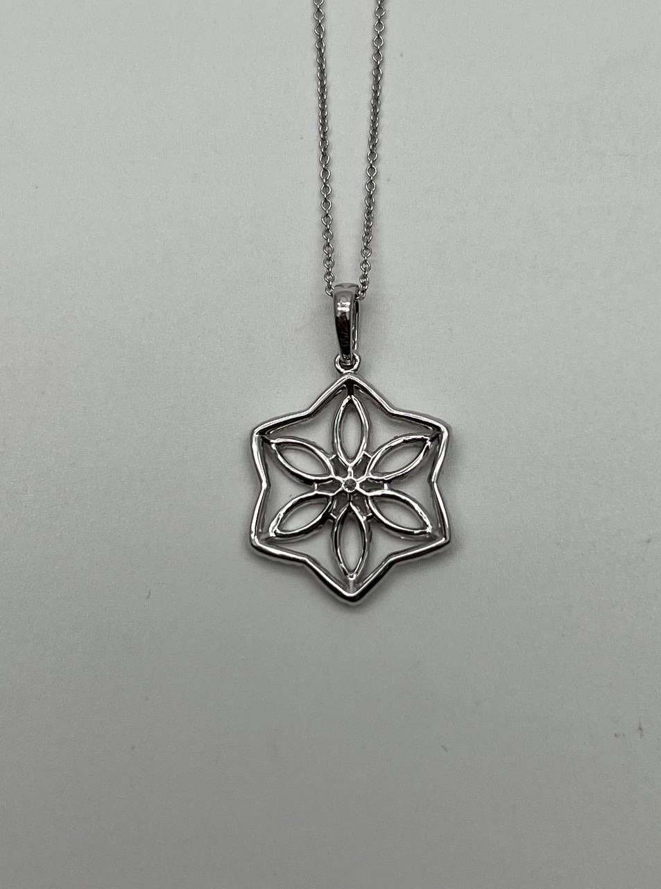 Diamond Halo Set Snowflake Symbol Motif 18K White Gold Pendant Chain Necklace