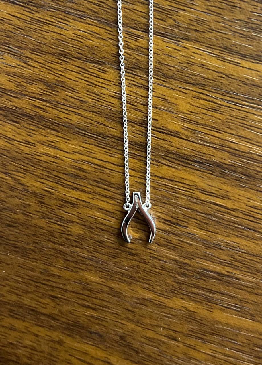 Diamond Wishbone Symbol Motif 18K White Gold Pendant Chain Necklace