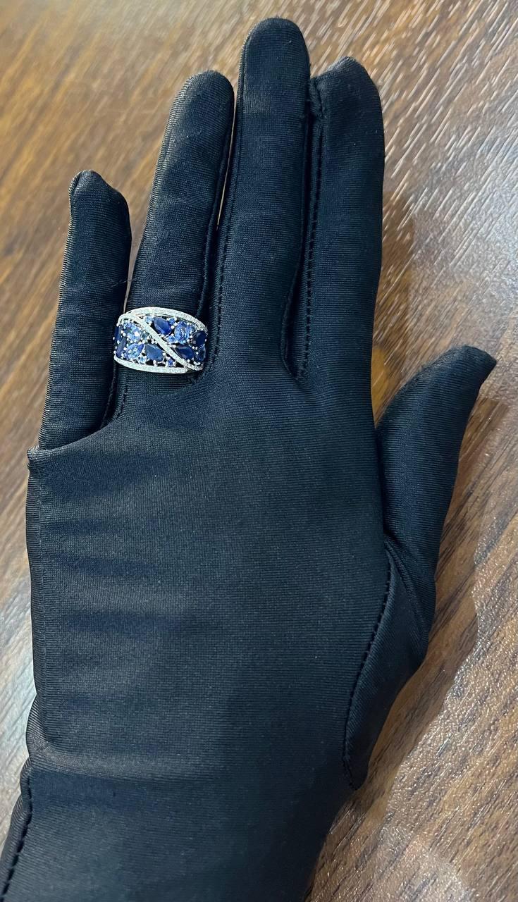 dark light hue blue sapphire cluster diamond pave 14k white gold band ring