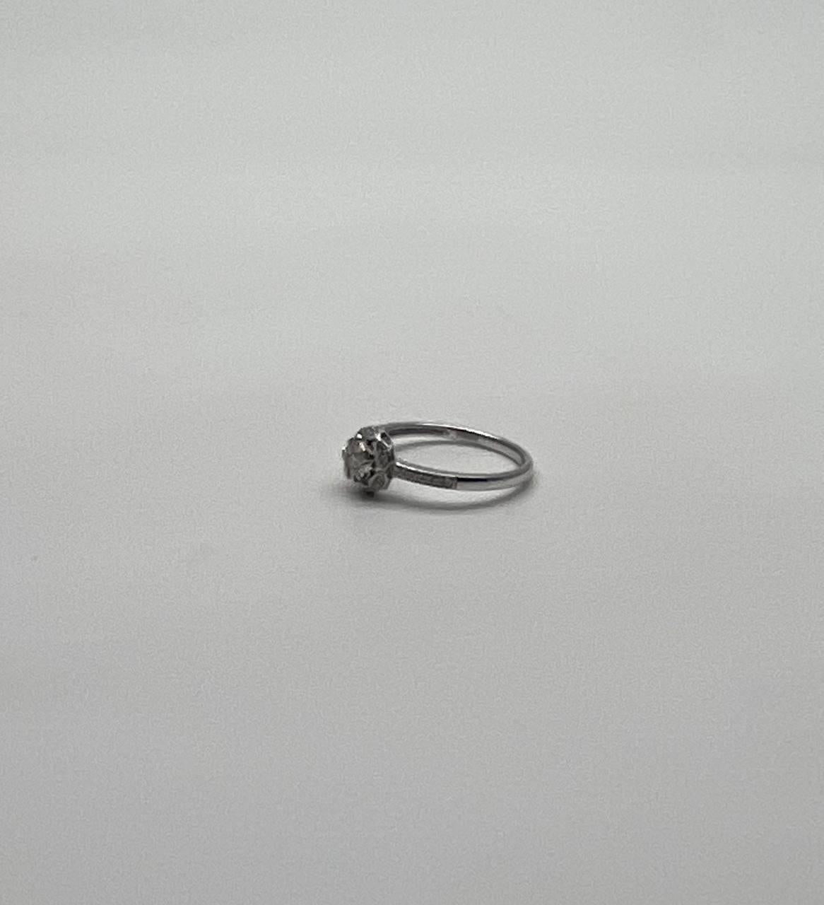 Round Shape Brilliant Cluster Halo Set 14K White Gold Promise Dainty Ring