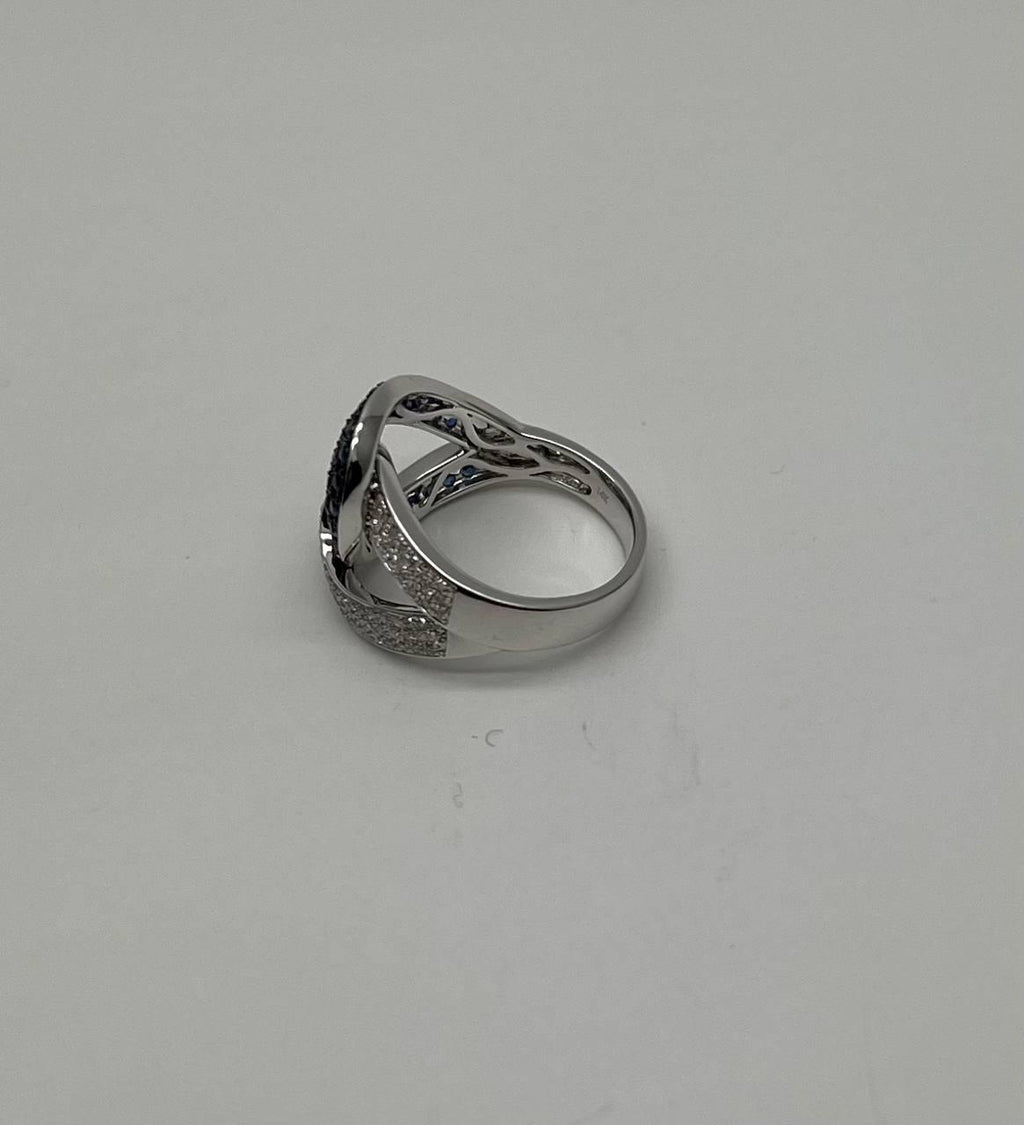 Intertwining Blue Sapphires Diamonds Interlocking Shapes White Gold Fashion Ring