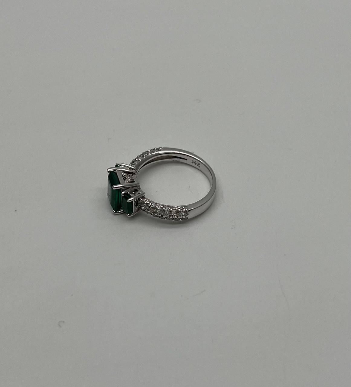 Green Emerald Three Stone Diamond 14K White Gold Classic Statement Ring