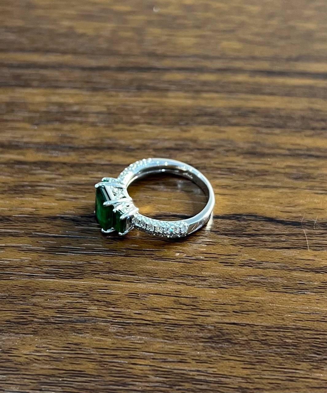 Green Emerald Three Stone Diamond 14K White Gold Classic Statement Ring