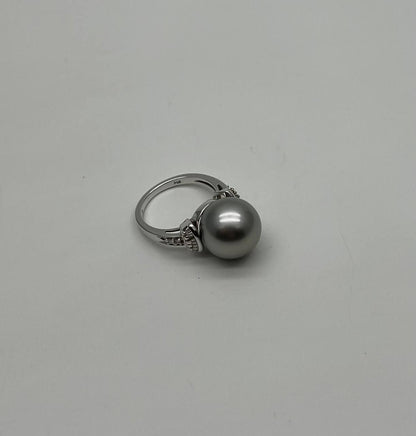Grey Silver Black Tahitian Pearl 14K White Gold Diamond Baguette Statement Ring