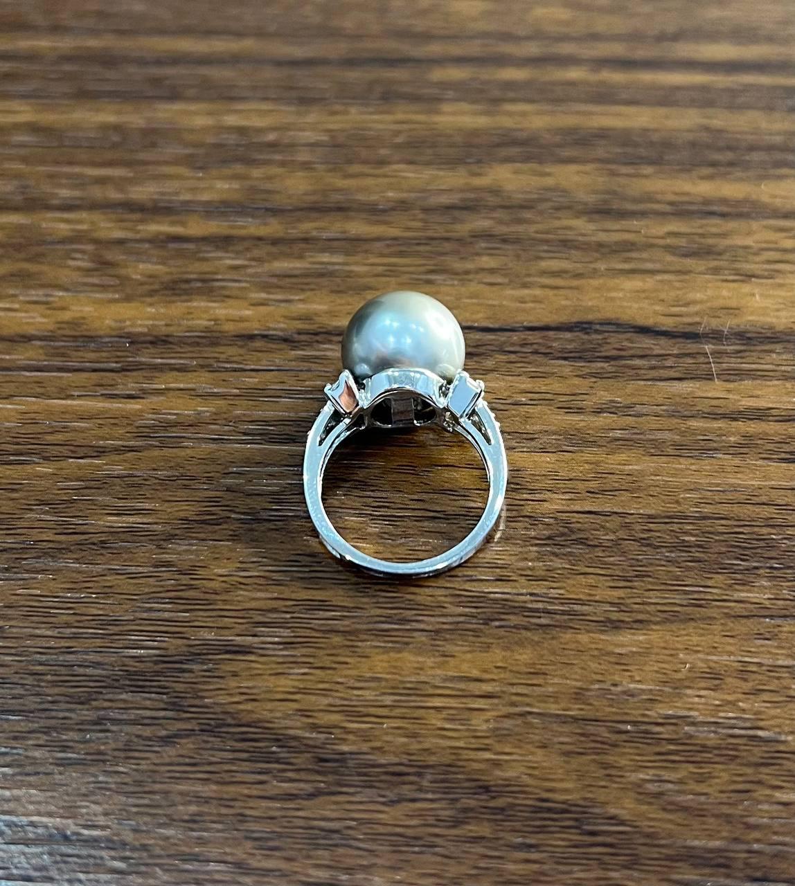 Grey Silver Black Tahitian Pearl 14K White Gold Diamond Baguette Statement Ring