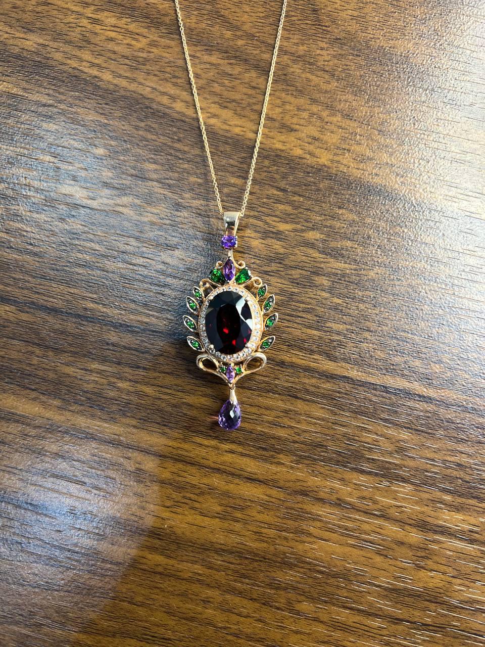 Dark Red Garnet Green Tsavorite Purple Amethyst Gold Diamonds Pendant Necklace