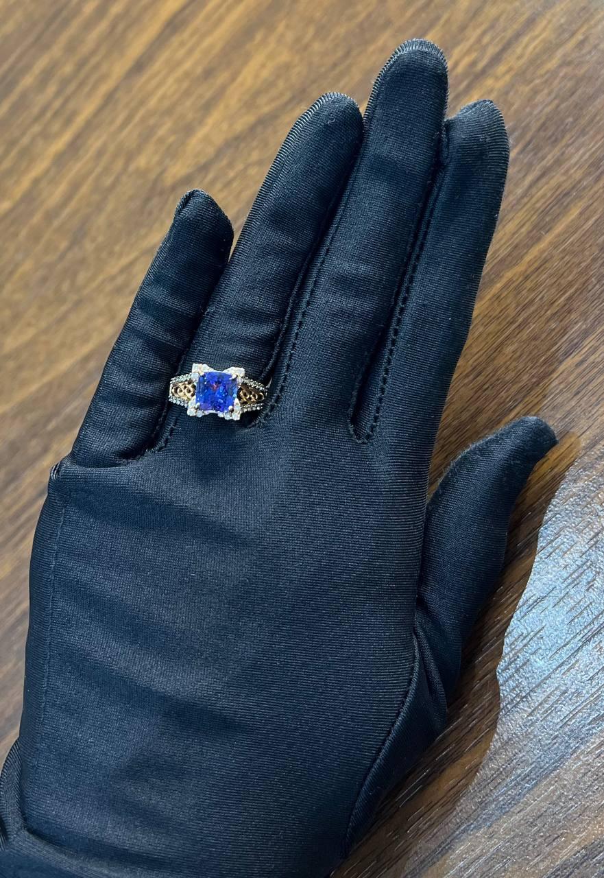 round shape cut blue violet tanzanite white diamond statement 14k rose gold ring