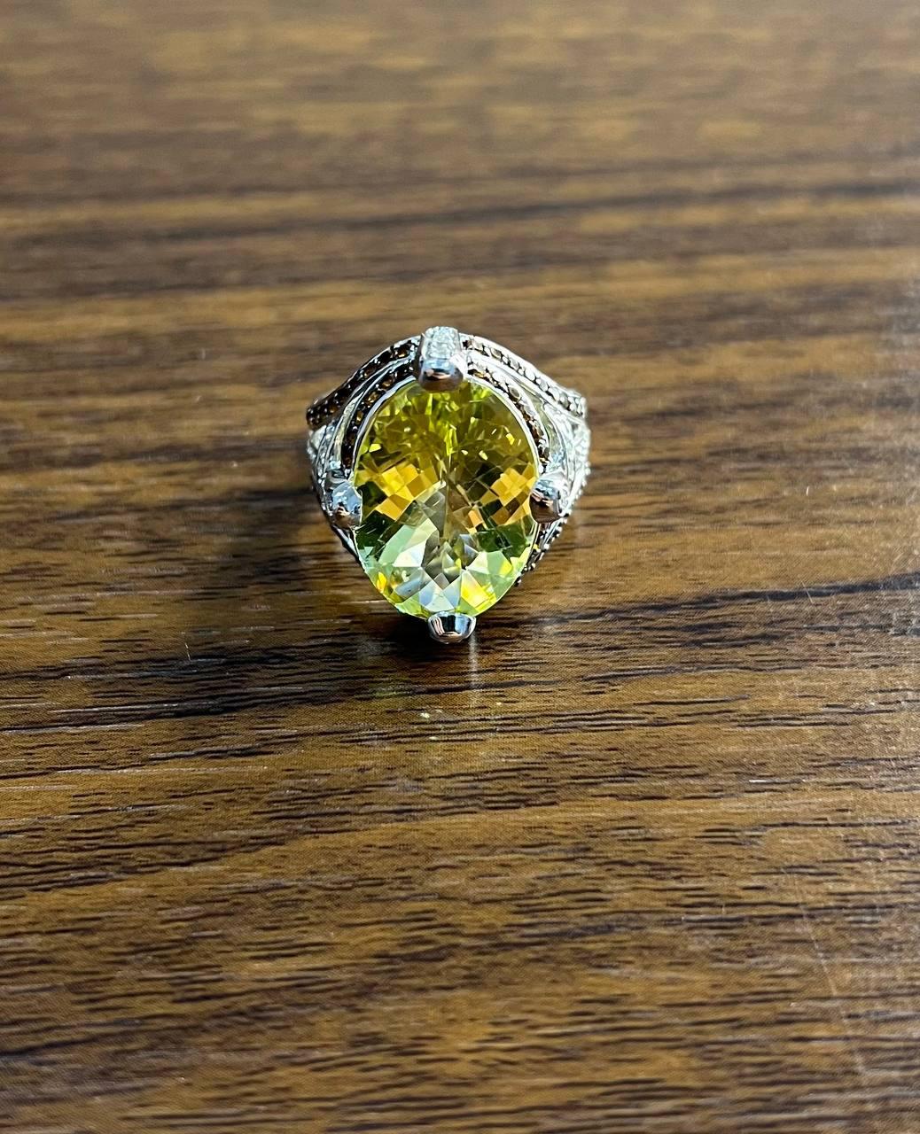 Oval Light Yellow Lemon Quartz Sapphire Prong Halo Diamonds 18K White Gold Ring