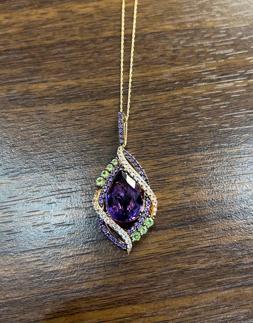 Oval Amethyst Stone Purple Green and White Stone Halo Ring Pendant Necklace Set
