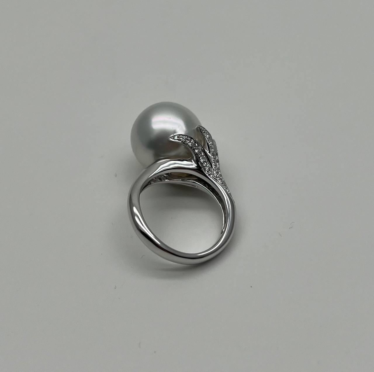 South Sea White Pearl Diamonds Pave Set 18K White Gold Statement Classic Ring