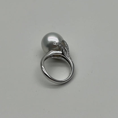 South Sea White Pearl Diamonds Pave Set 18K White Gold Statement Classic Ring