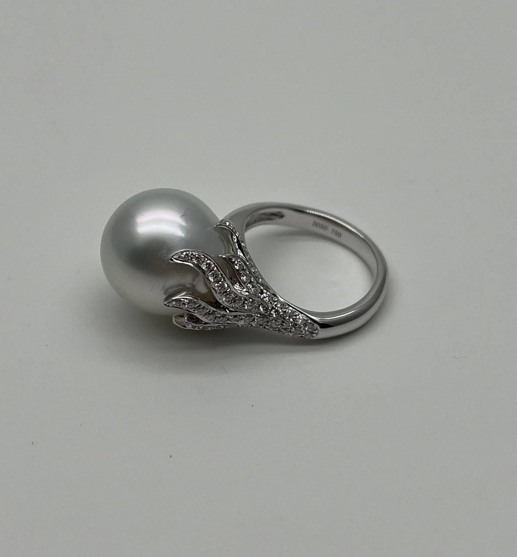 South Sea White Pearl Diamonds Pave Set 18K White Gold Statement Classic Ring