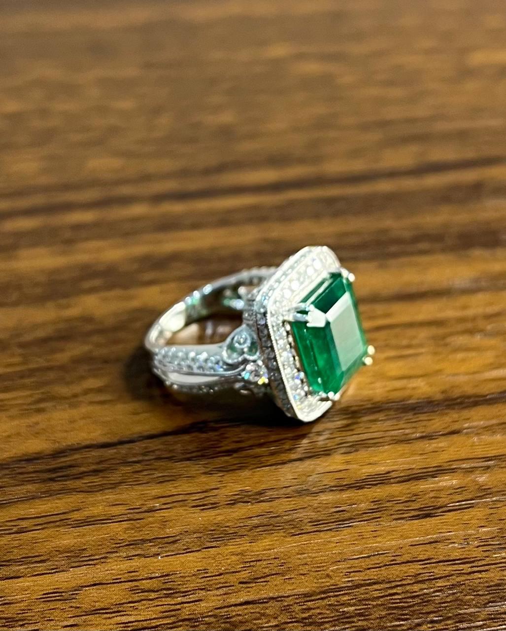 Emerald Cut Shape Emerald Halo Diamond 18K White Gold Classic Statement Ring