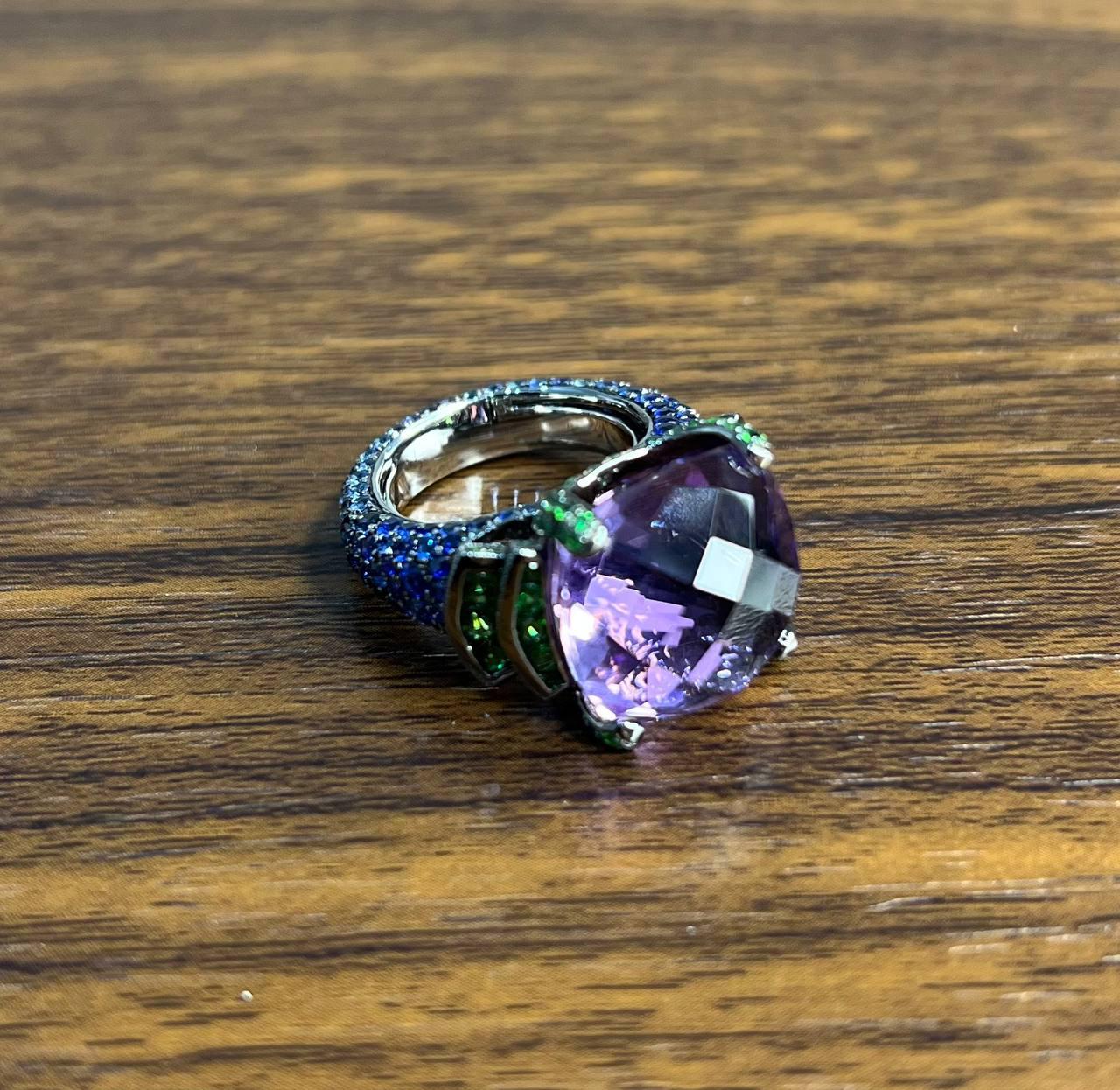 Cushion Shape Purple Amethyst Green Emeralds Blue Sapphire 18K White Gold Ring